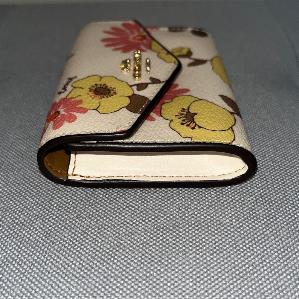 Coach Floral Flap Card Case - Picture 3 of 9